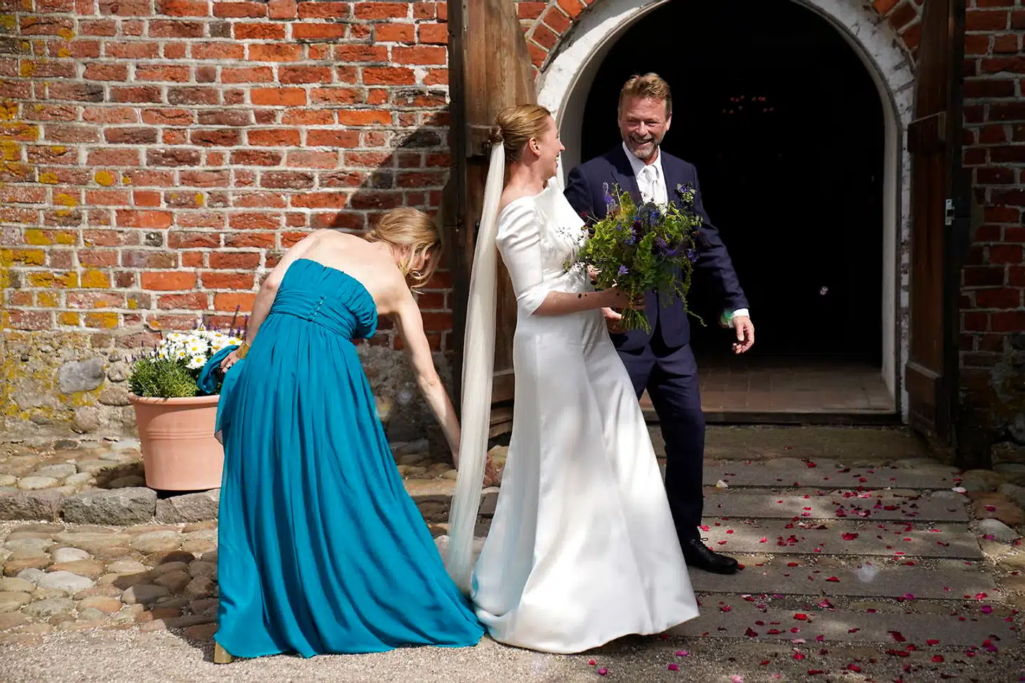 Vielsen mellem Statsminister Mette Frederiksen og filmfotograf Bo Tengberg i Magleby Kirke på Sjælland, onsdag den 15. juli 2020. Mette Frederiksen og Bo Tengberg blev gift onsdag eftermiddag. De har officielt dannet par siden 2014 og har været forlovet siden 2017. Brylluppet har af flere omgange været udskudt.