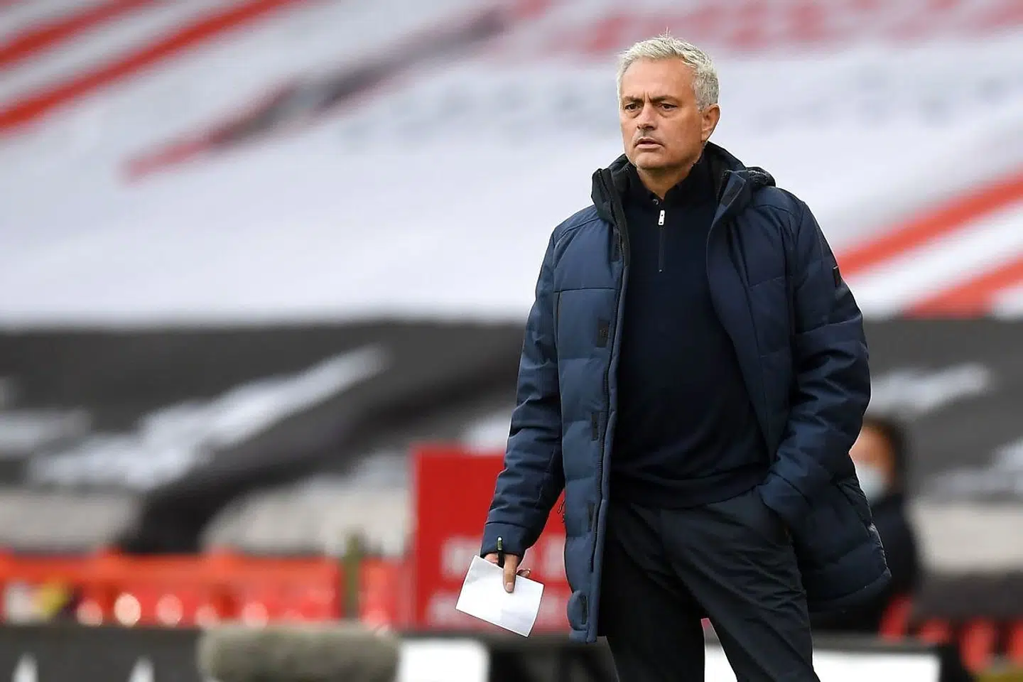 José Mourinho er ikke tilfreds med CAS' beslutning om at omstøde den dom på to års udelukkelse, som Manchester City oprindeligt havde fået for brud på Financial Fairplay-reglerne.