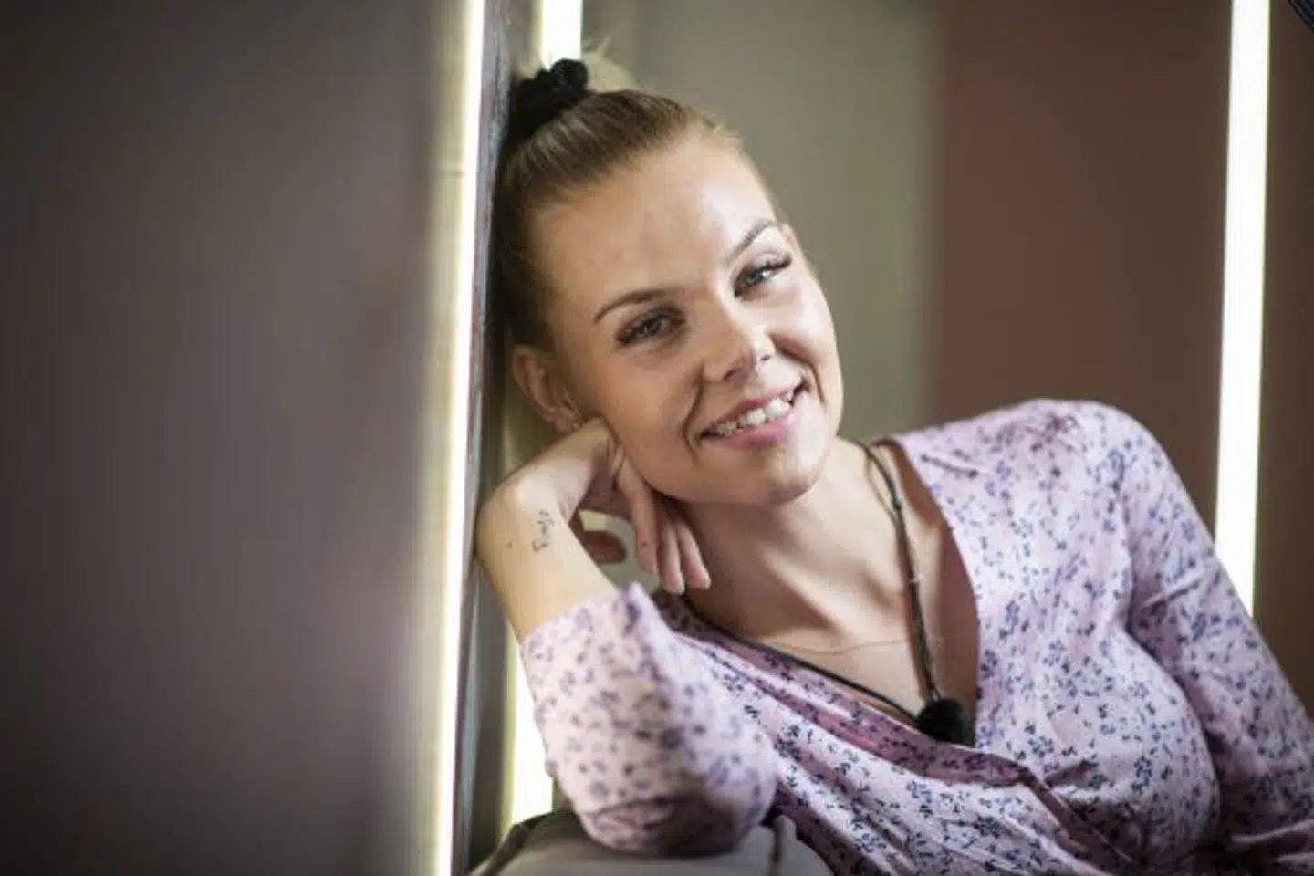 Melina Buur er Lennys kæreste, som også er med i Singletown.