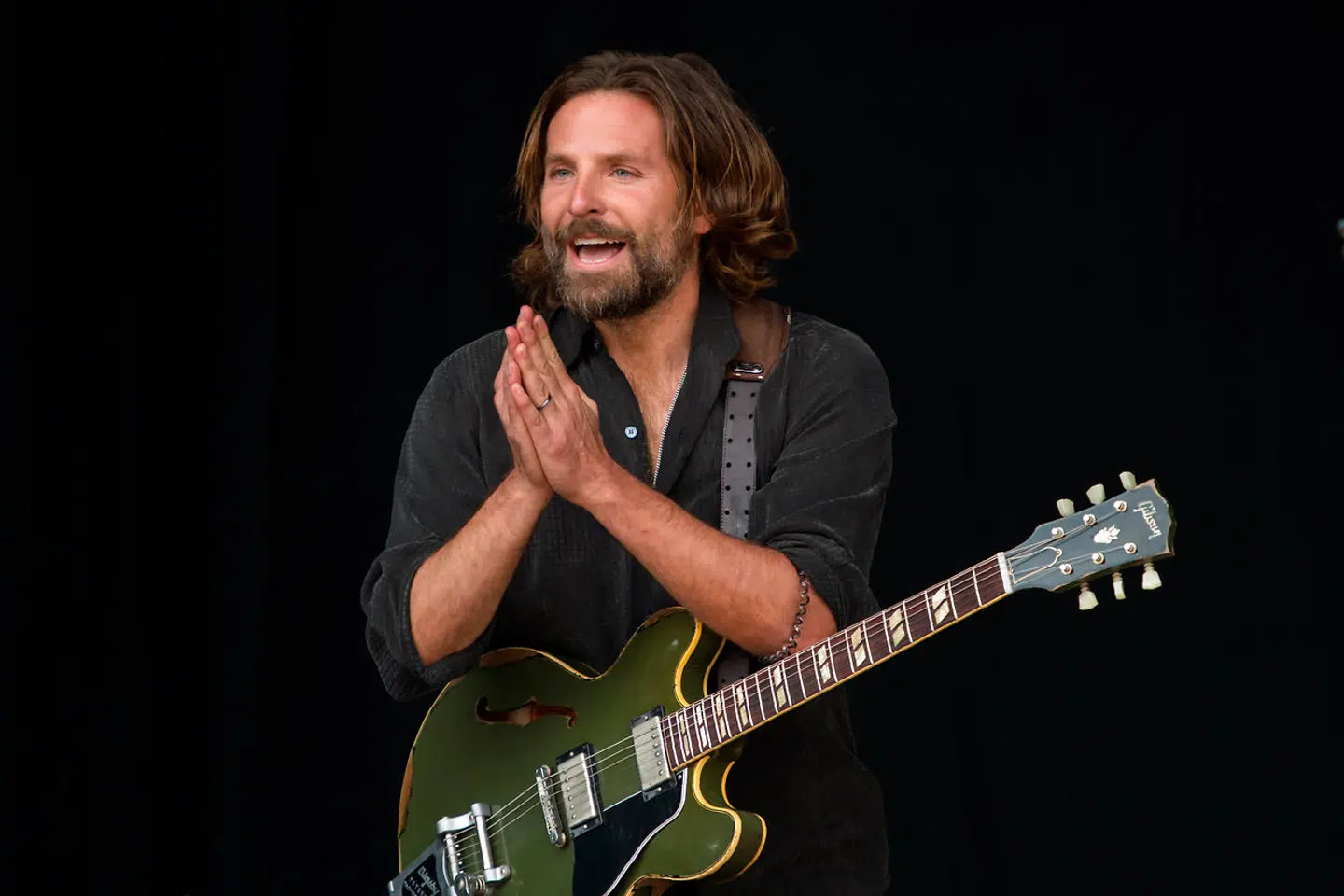 Bradley Cooper kan også synge.