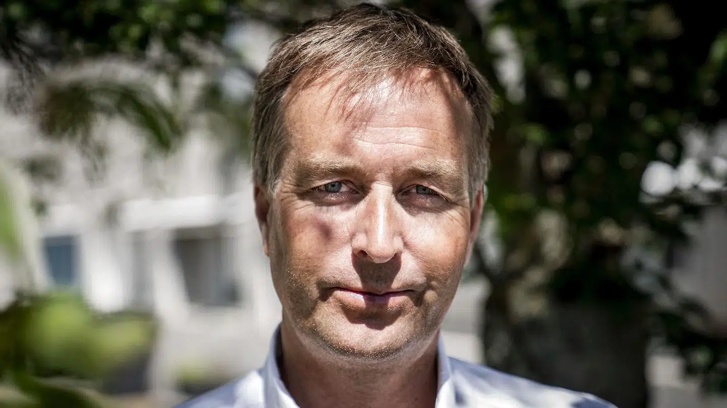 Kasper Hjulmand mener, at spilreklamer bør forbydes.