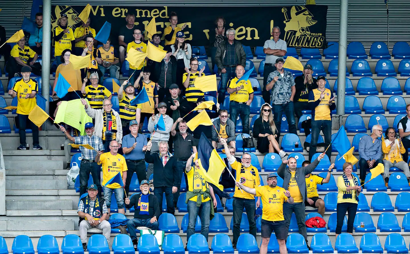 13. juni: Hobro-fans AC Horsens i Superligaen.