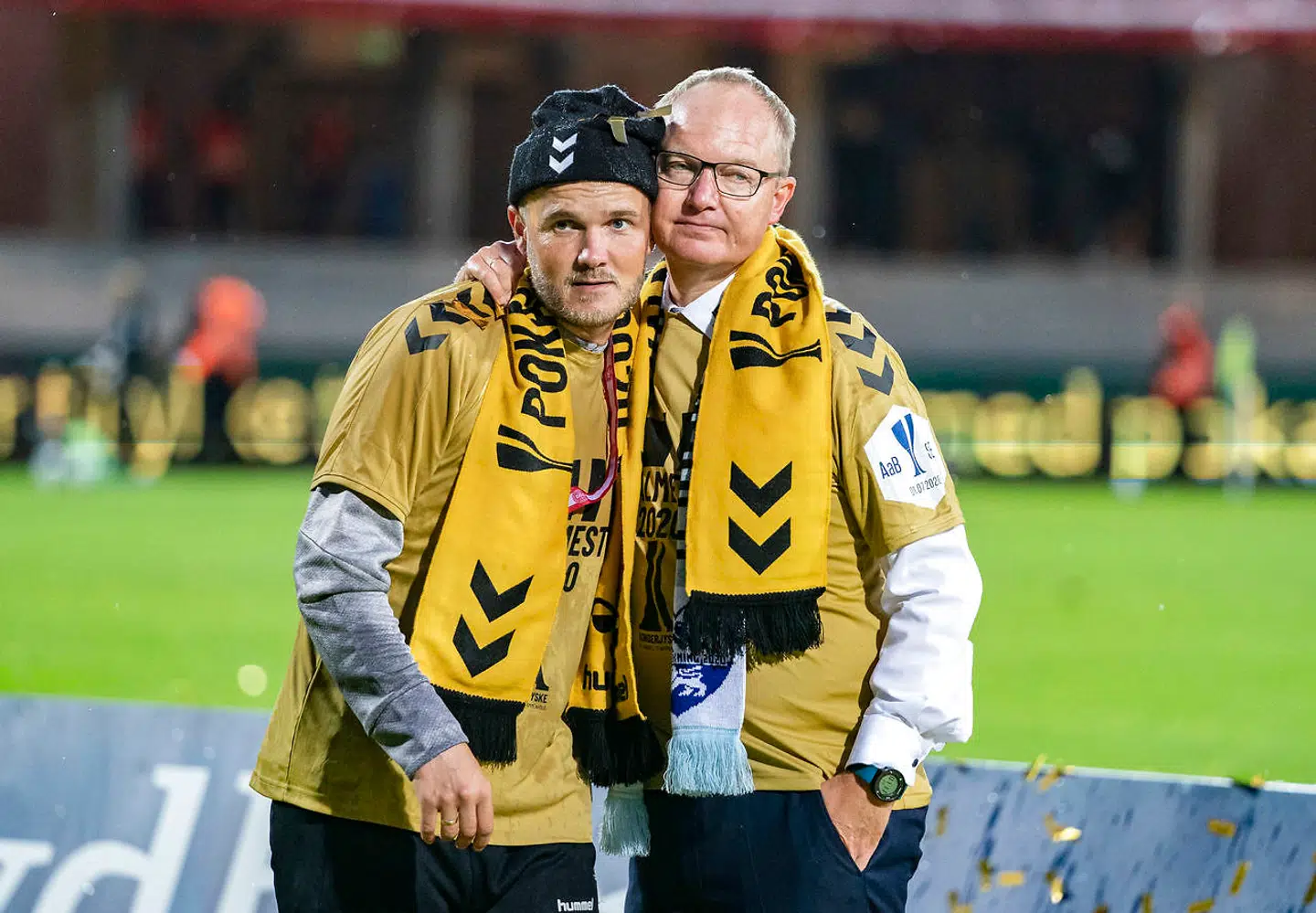 Sønderjyske Pokalvinder 2020 - Her Glen Riddersholm (Sønderjyske - Træner) med assistent træner Niels Lodberg. Finale i Sydbank Pokalen: AaB - SønderjyskE. Bluewater Arena Esbjerg onsdag den 1 juli 2020.. (Foto: Claus Fisker/Ritzau Scanpix)