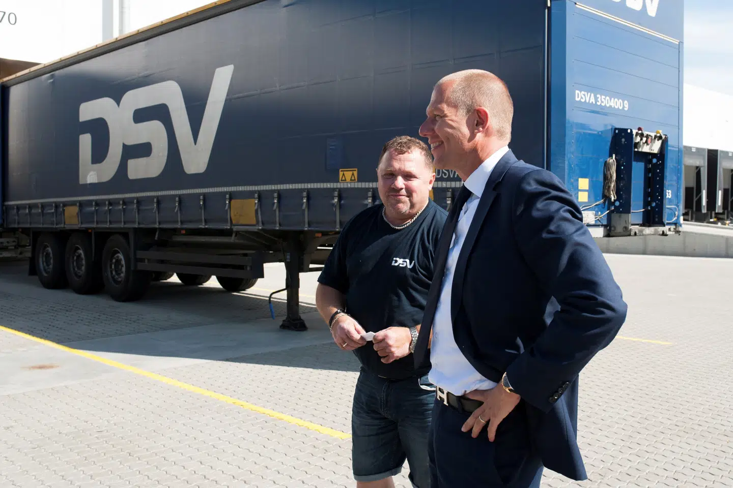 DSV har købt grund på 500.000 kvadratmeter i Lund ved Horsens. Til højre ses DSV's administrerende direktør, Jens Bjørn Andersen. Staff/Reuters
