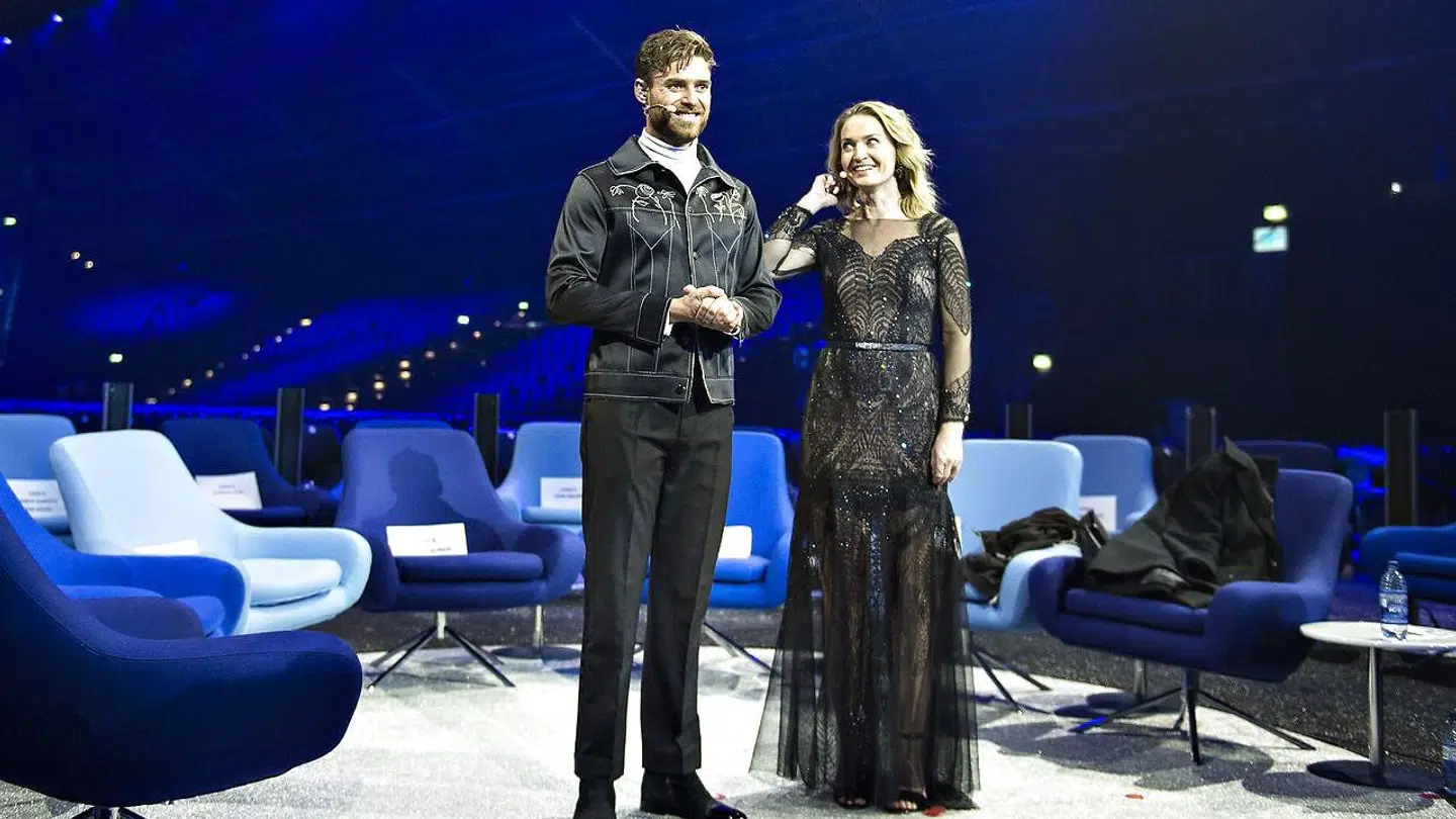 Johannes Nymark har været i gang med mange ting i sin karriere. Her er han vært for Dansk Melodi Grand Prix i 2018 sammen med Anette Heick, og sidste år spillede han hovedrollen i serien 'Mellem os'.