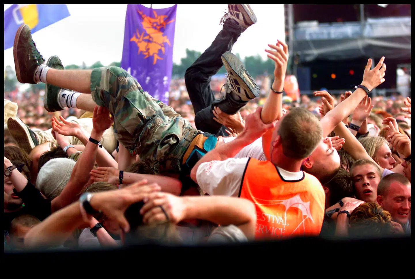 Efter ulykken i 2000 var ikke længere tilladt at crowdsurfe på Roskilde Festival. Billedet her er ikke fra koncerten med Pearl Jam i 2000.