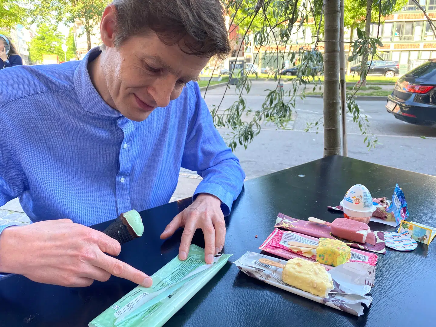 Michael René smager på otte af årets isnyheder.