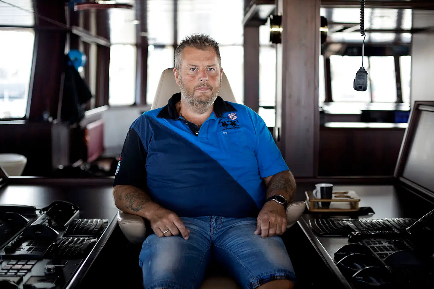 Kvotekongen Henning Kjeldsen på sit kæmpekutter 'Gitte Henning'.