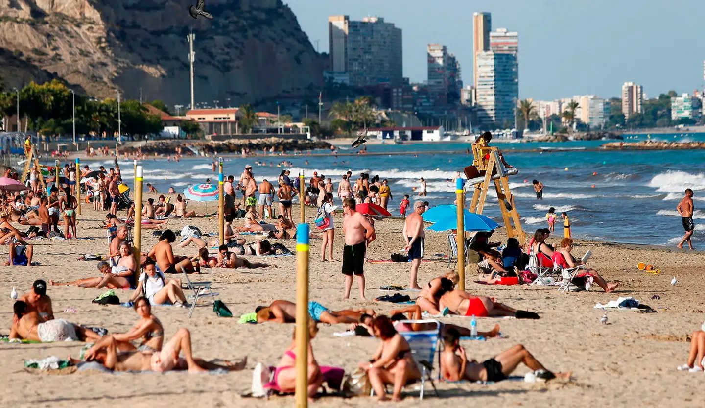 Spanske strande vil nok alligevel få besøg af danske turister.