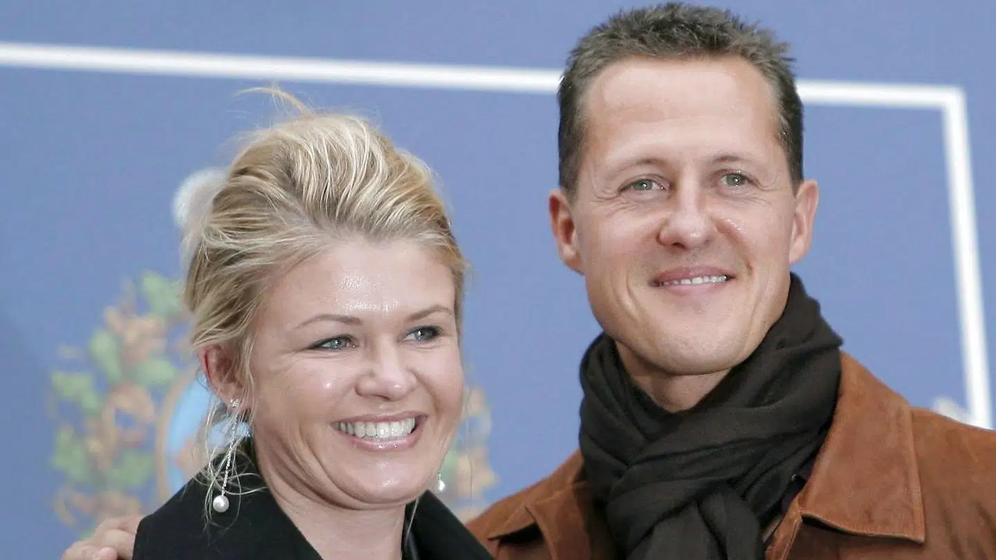 Kun Corinna Schumacher og få andre ved, hvordan racerlegenden har det.