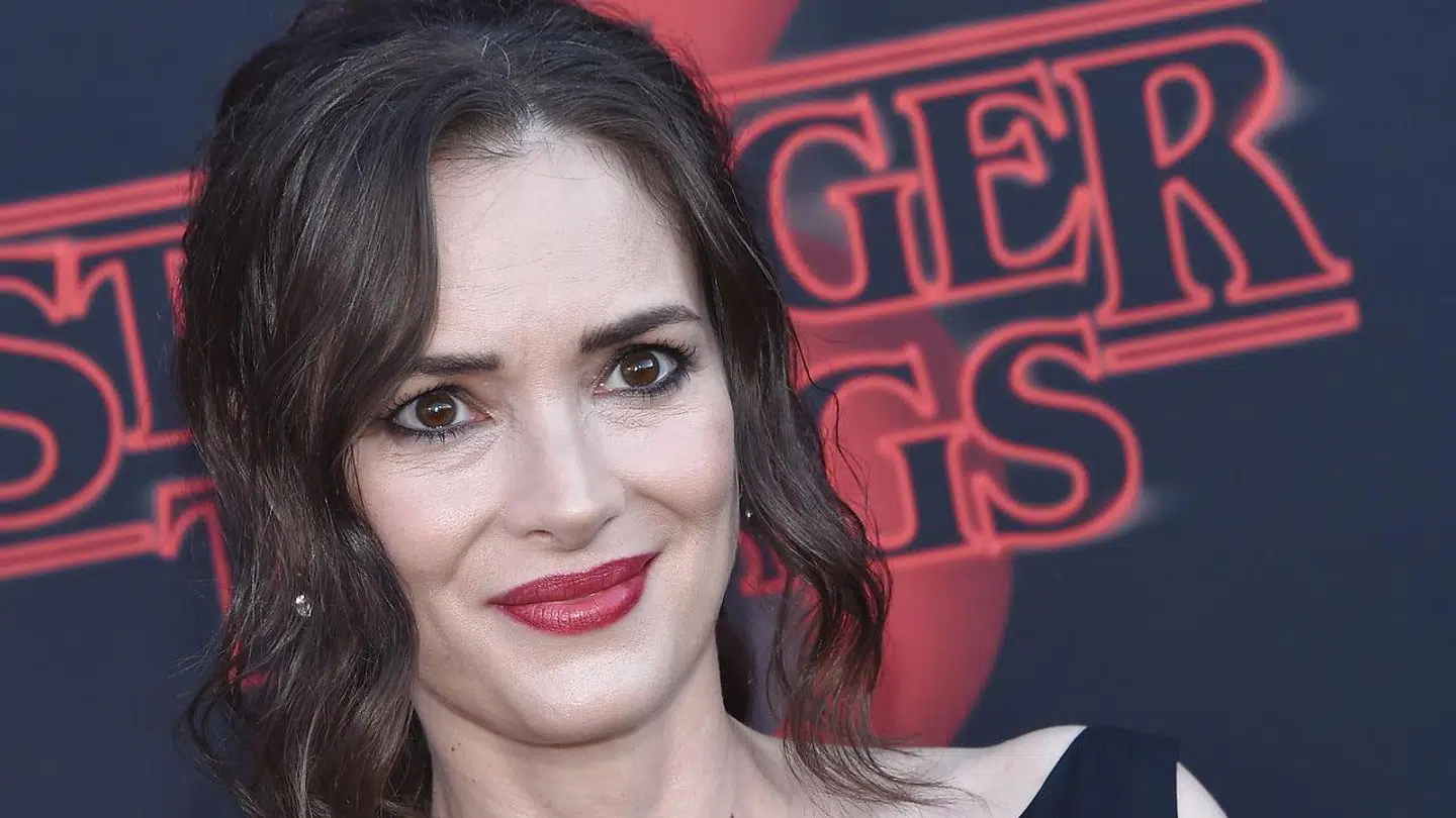 Winona Ryder holder fast i anklager mod Mel Gibson (arkivfoto).