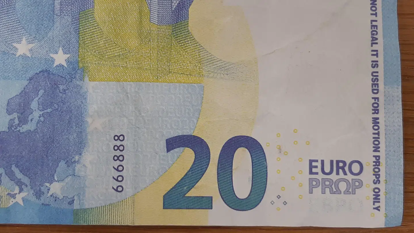 Antallet af anmeldelser om falske penge er steget voldsomt i Syd- og Sønderjylland.