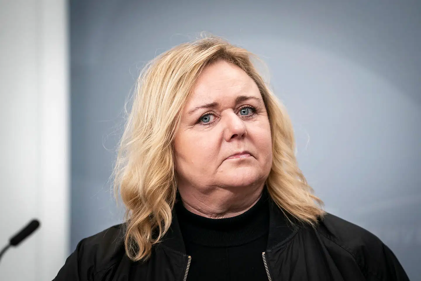 De Konservatives erhvervsordfører, Mona Juul, foreslår, at hver tredje kommunale opgave udliciteres til private virksomheder.