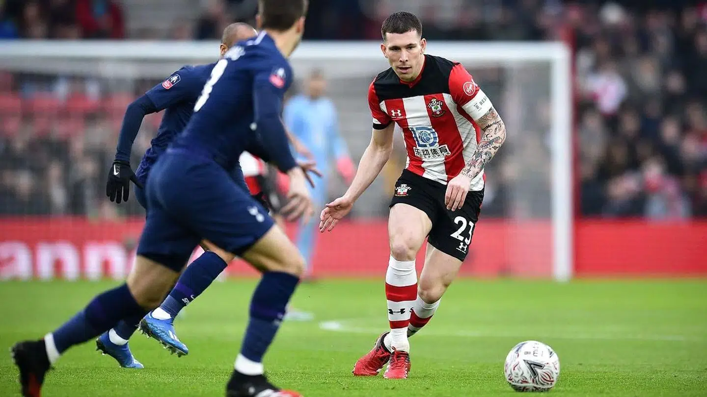 Fratagelsen af anførerbindet tyder på, Pierre-Emile Højbjerg ikke er at finde i Southampton i næste sæson, lyder det fra B.T.s fodboldredaktør.