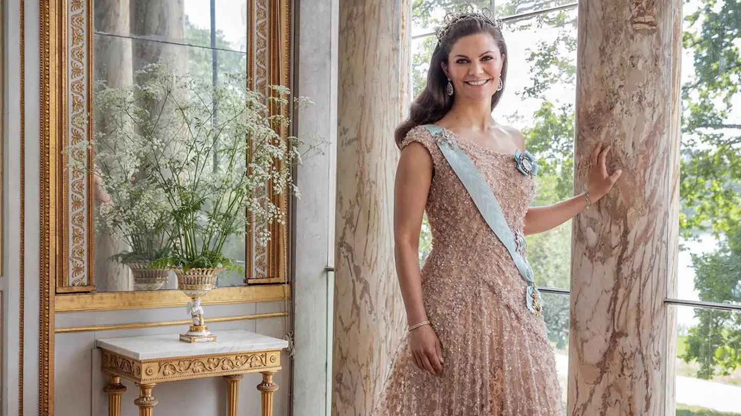 Kronprinsesse Victoria med frisuren, der får svenske medier til at reagere.