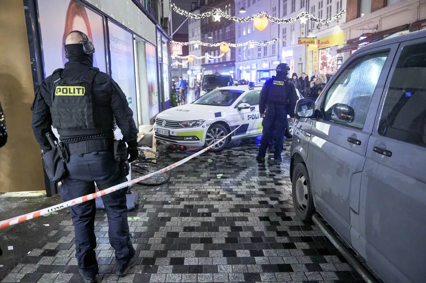 Store dele af området omkring Illum i det indre København blev spærret af efter det dramatiske ur-kup i december 2018.