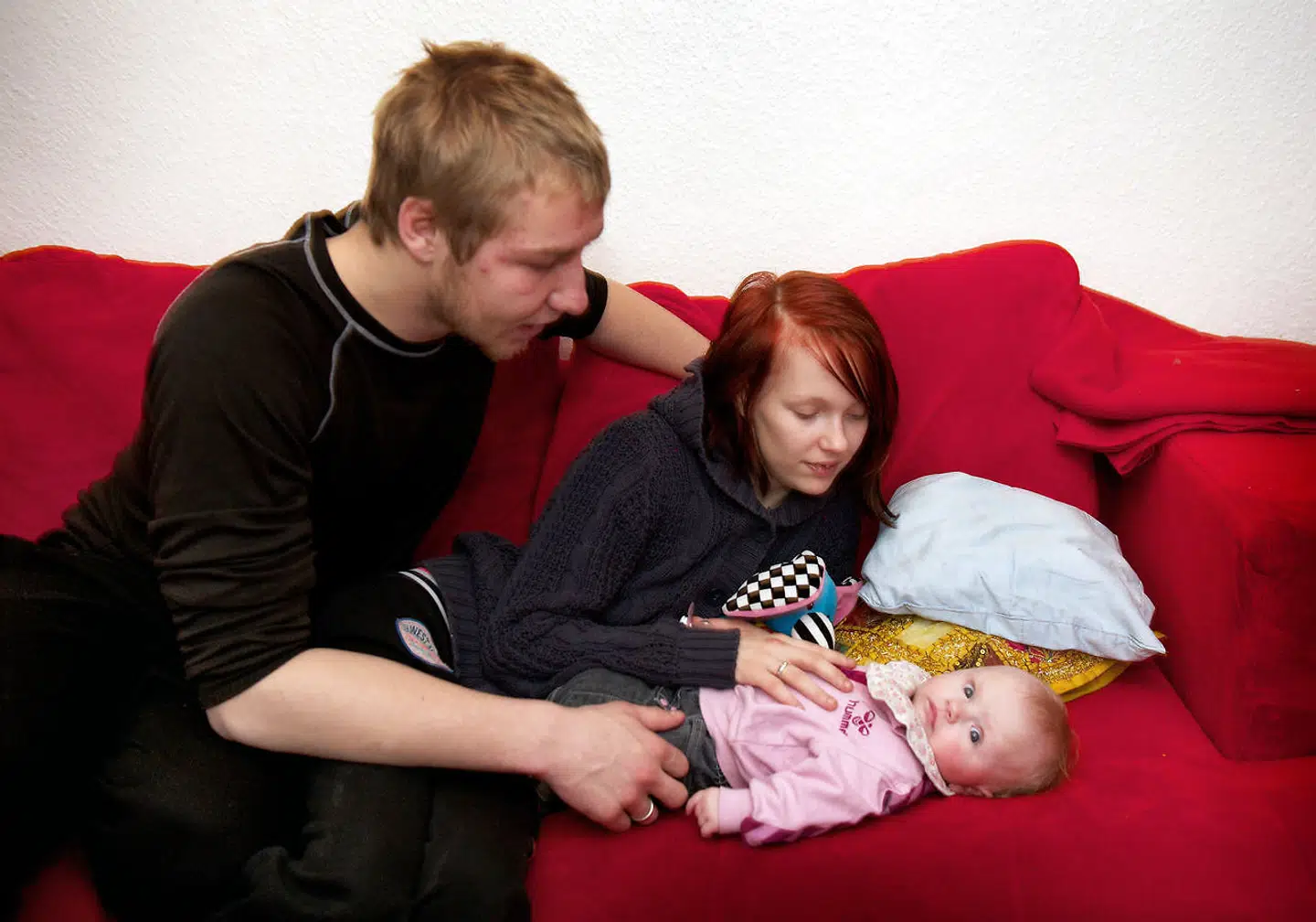 Princess Natascha fik datteren sammen med sin ekskæreste Bent. Hendes søn, Novah fik hun sammen med Mattias, som seerne også mødte i 'De unge mødre', og lille Miso har hun fået sammen med David, som tidligere dannede par med en anden ung mor, der medvirkede i samme realityprogram. (Arkivfoto). her ses forældreparret sammen med dattere Lia.