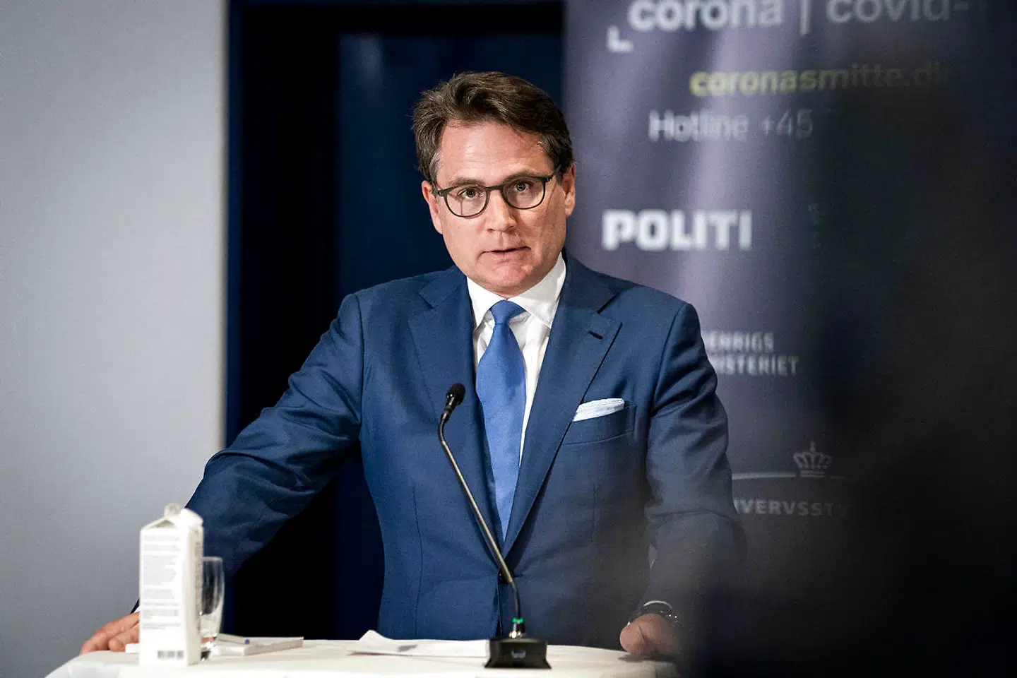 Adm. direktør i Dansk Erhverv Brian Mikkelsen taler på pressemøde om en styrkelse af den midlertidige lønkompensationsordning under covid-19-krisen i Eigtveds Pakhus i København 30. marts 2020. (Foto: Niels Christian Vilmann/Ritzau Scanpix)