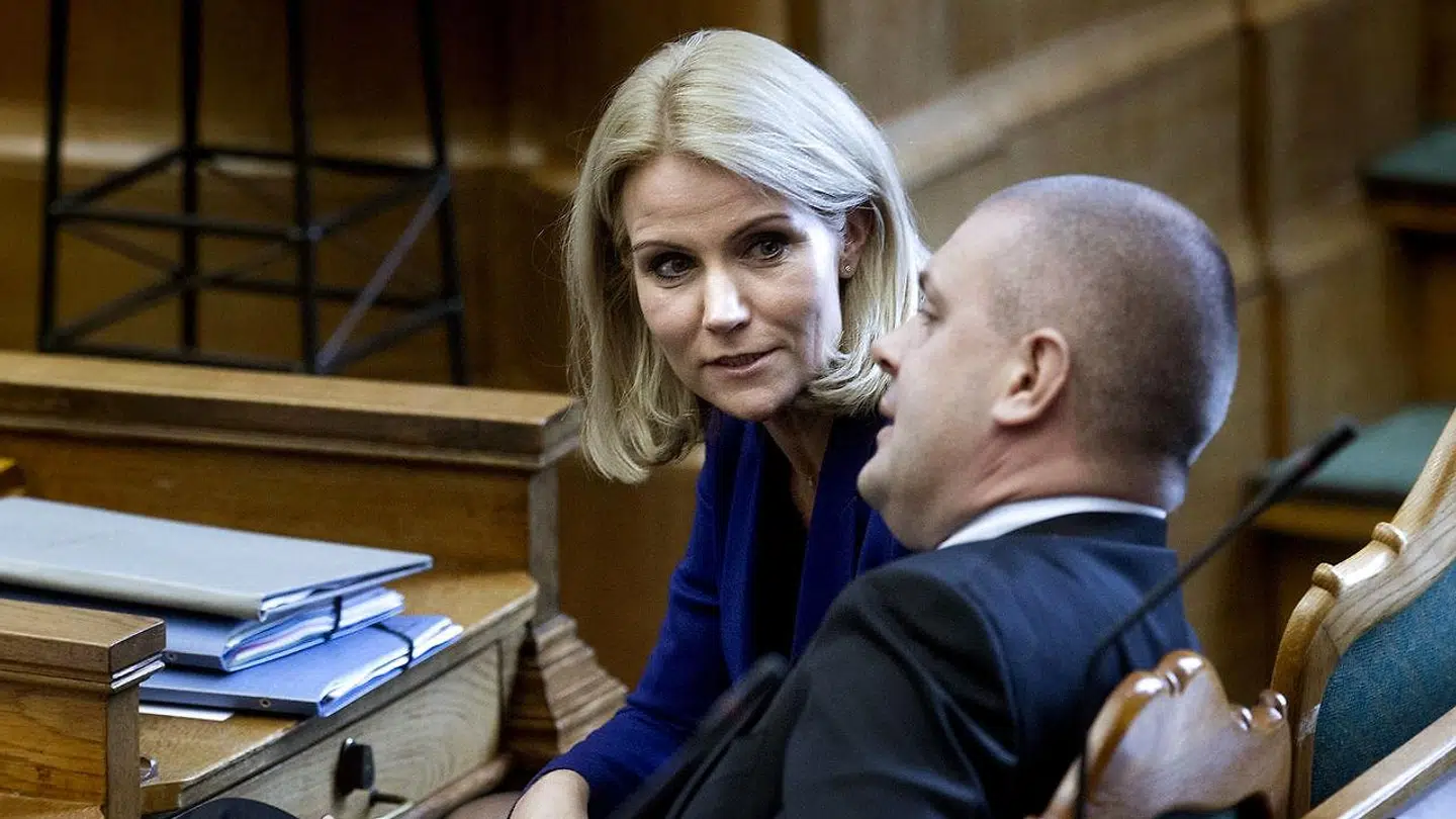 Tidligere statsminister Helle Thorning-Schmidt og ligeledes tidligere finansminister Bjarne Corydon i samtale under åbningsdebatten i Folketinget 9. oktober 2014.