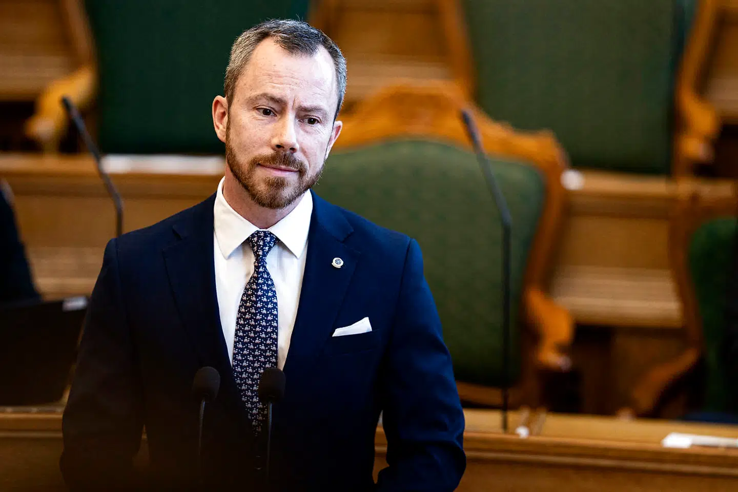 Formand for Venstre Jakob Ellemann-Jensen har foreslået en halvering af momsen resten af 2020.