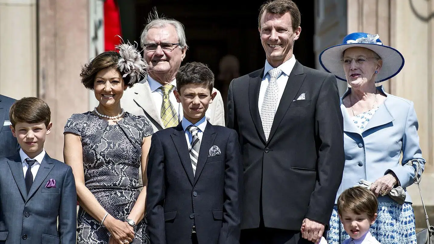 Grevinde Alexandra og prins Joachim sammen i forbindelse med prins Nikolais konfirmation.