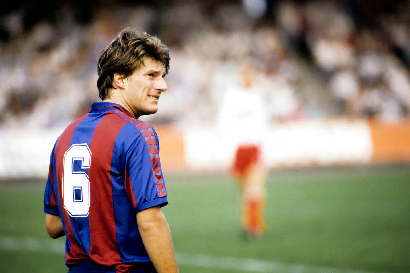 Michael Laudrup spillede for FC Barcelona i fem år, inden han tog videre til Real Madrid og Vissel Kobe. Sidstnævnte klub spiller Andrés Iniesta i i dag.