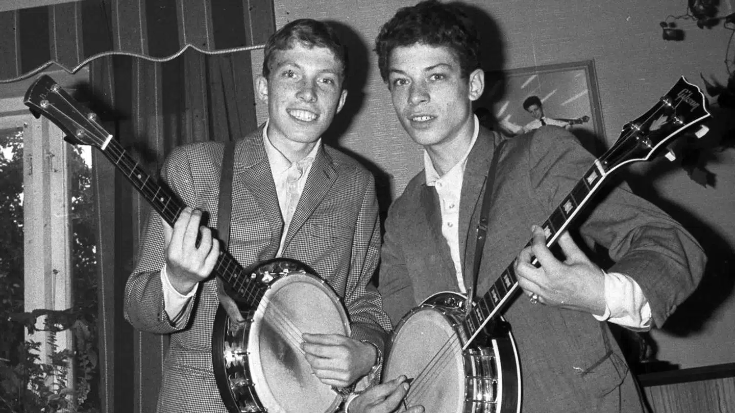 Den danske banjoduo Jan & Kjeld (Wennick) var populære i 1950'erne, de stoppede med at optræde i 1963.