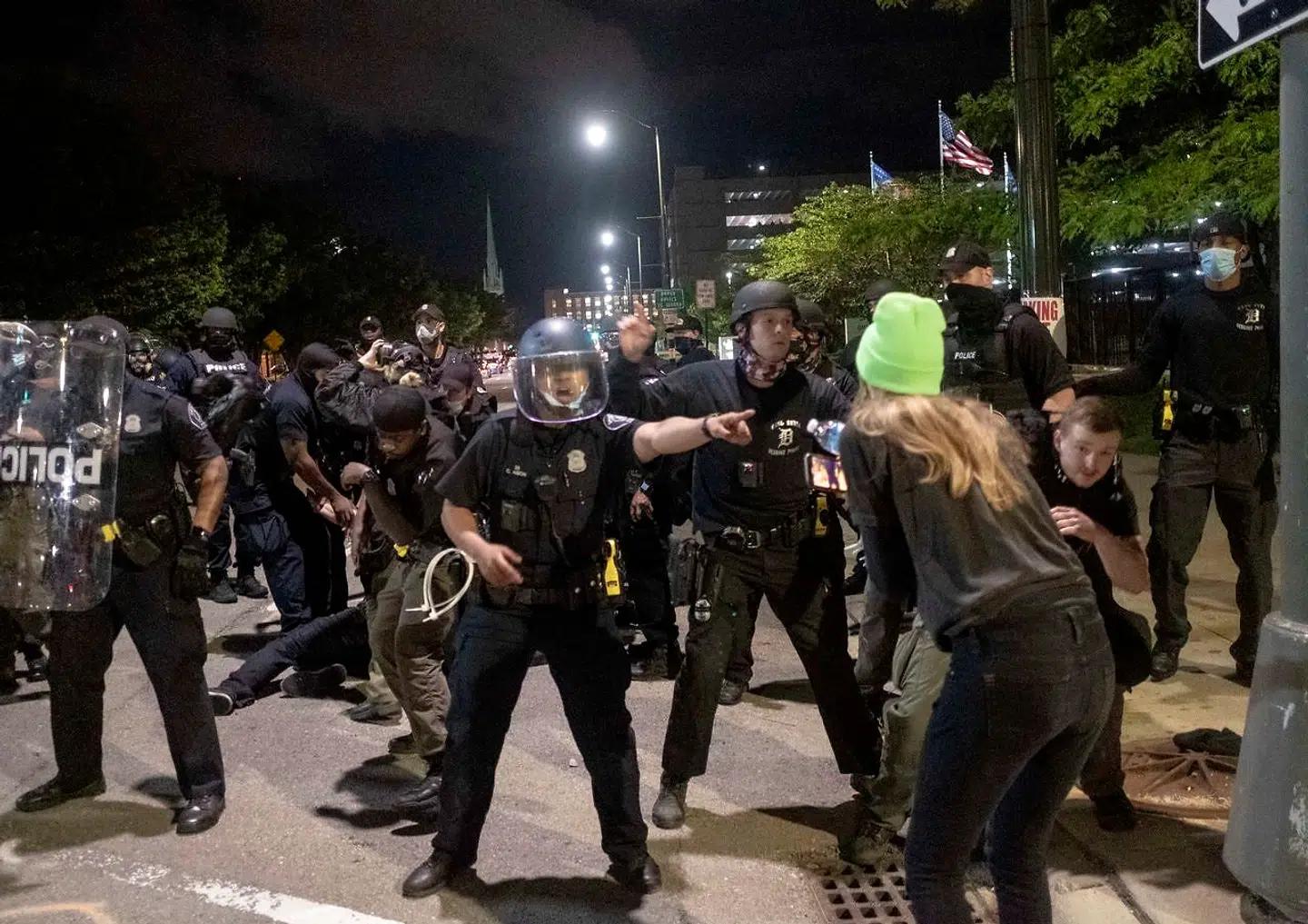 I Detroit, Michigan. Demonstranter og politi i konfrontation.