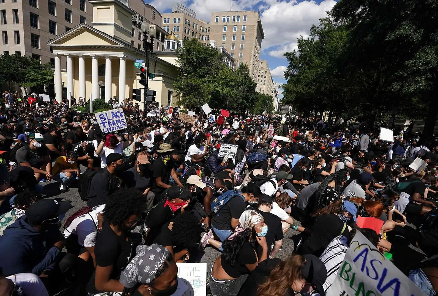 Billeder fra en demonstration i Minneapolis.