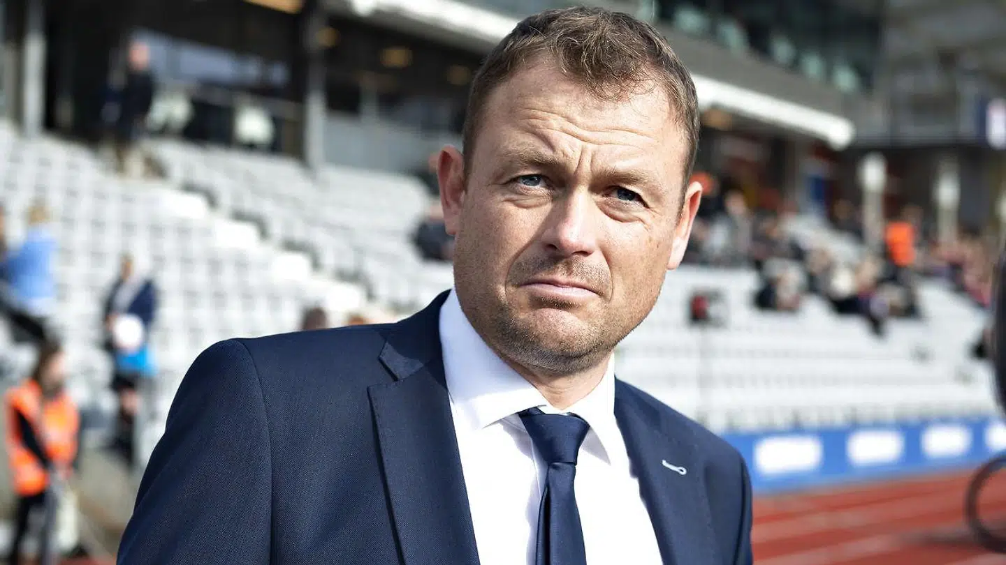 AGFs administrerende direktør, Jacob Nielsen, fortæller, at storskærmen bliver stående til kampen mod OB.