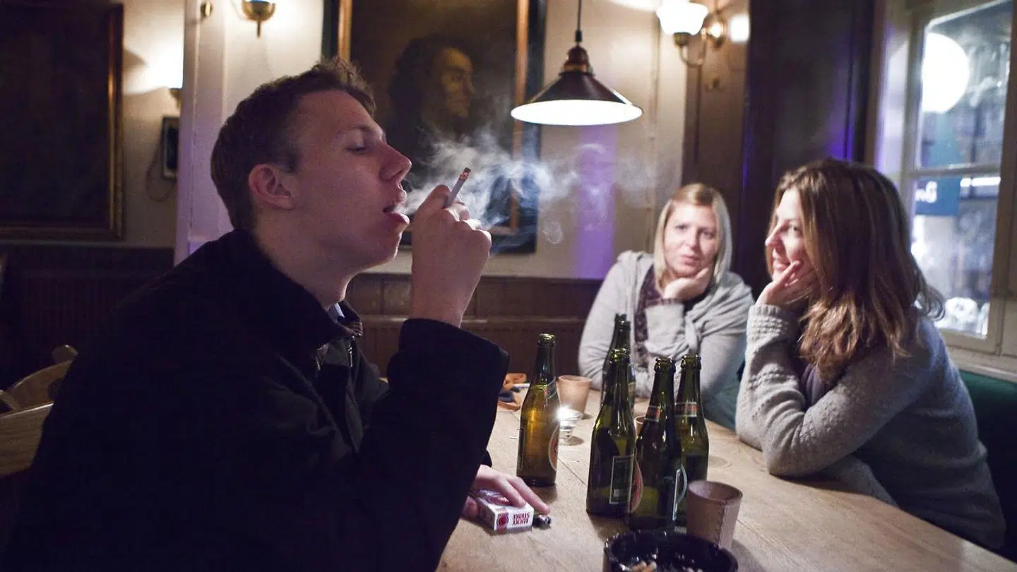 Barejer får 30.000 kroner i bøde for at holde for længe åbent. Det er ikke baren på billedet, men blot en bar.