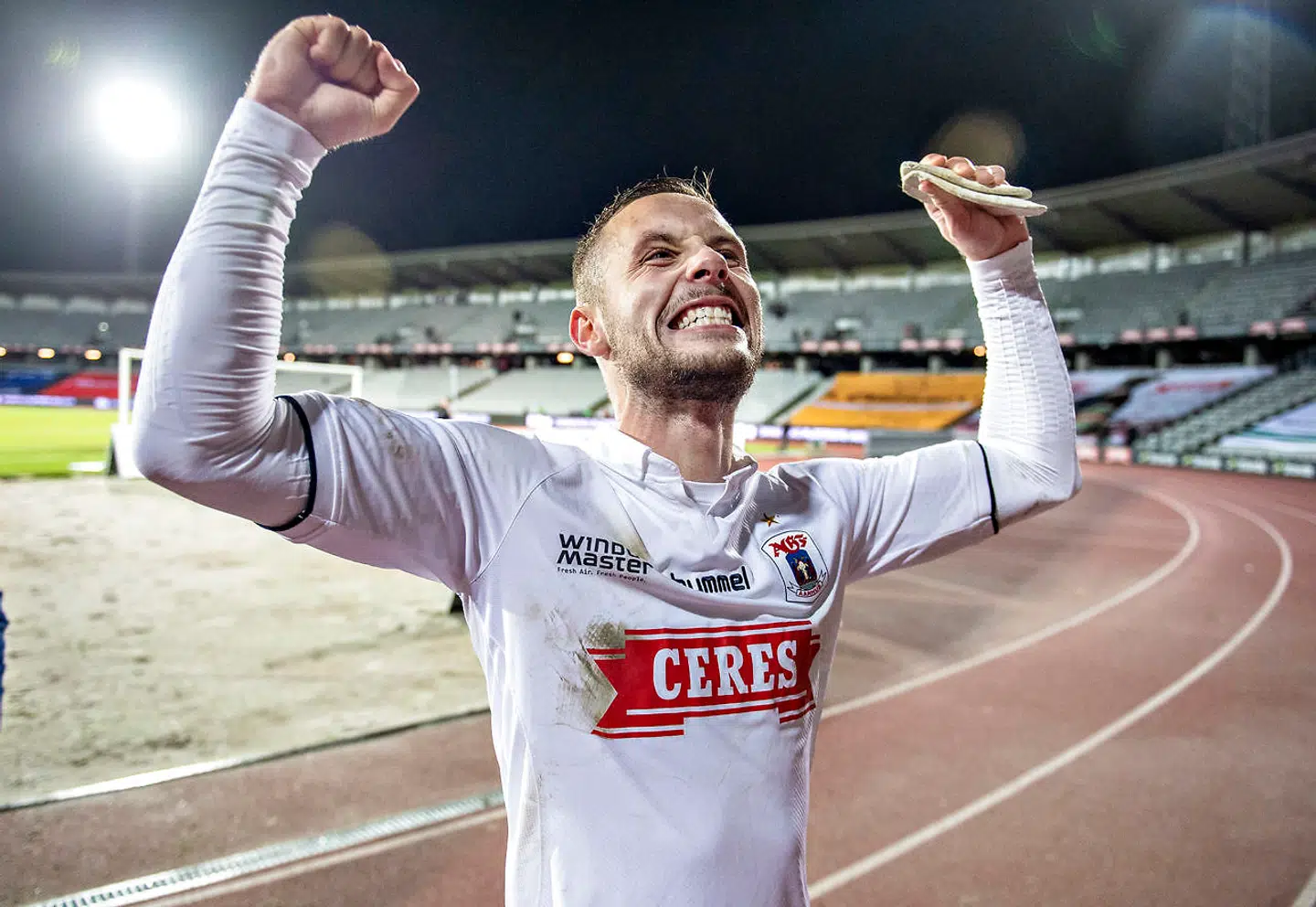 AGF's Casper Højer Nielsen, matchvinder, jubler over sejren i Superliga-kampen mellem AGF og Vejle Boldklub på Ceres Park i Aarhus mandag 3. december 2018. (Foto: Henning Bagger/Ritzau Scanpix)