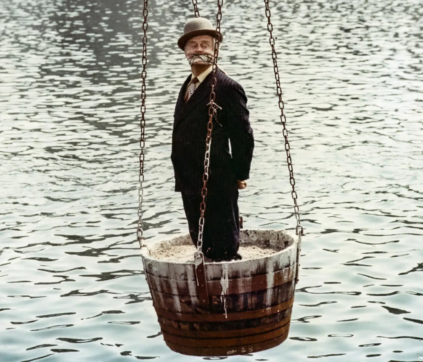 Egon Olsen skulle allerede være støbt i cement i den første film.