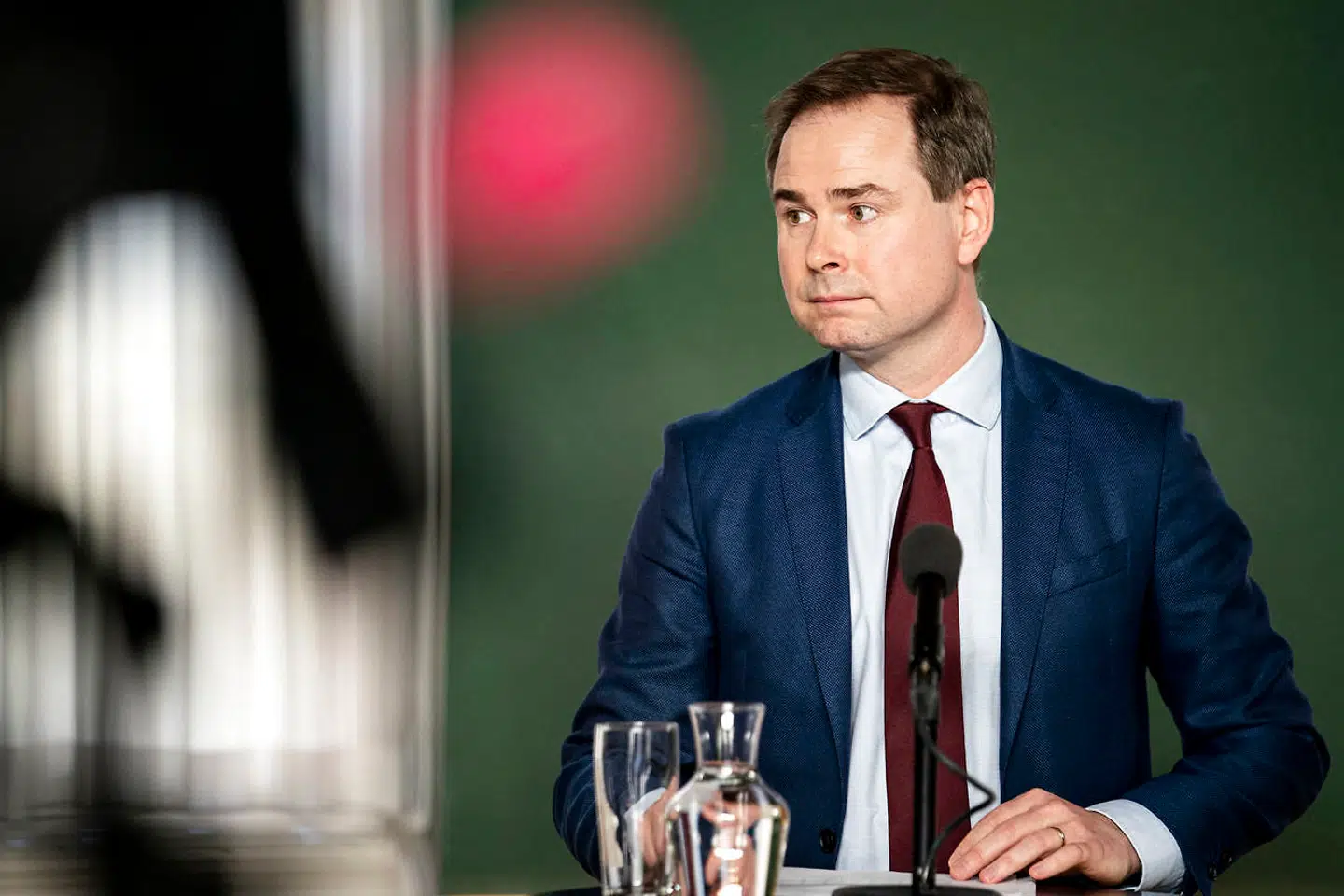 Finansminister Nicolai Wammen (S) præsenter tirsdag klokken 12. Økonomisk Redegørelse, der indeholder regeringens aktuelle vurdering af dansk økonomi og de offentlige finanser.