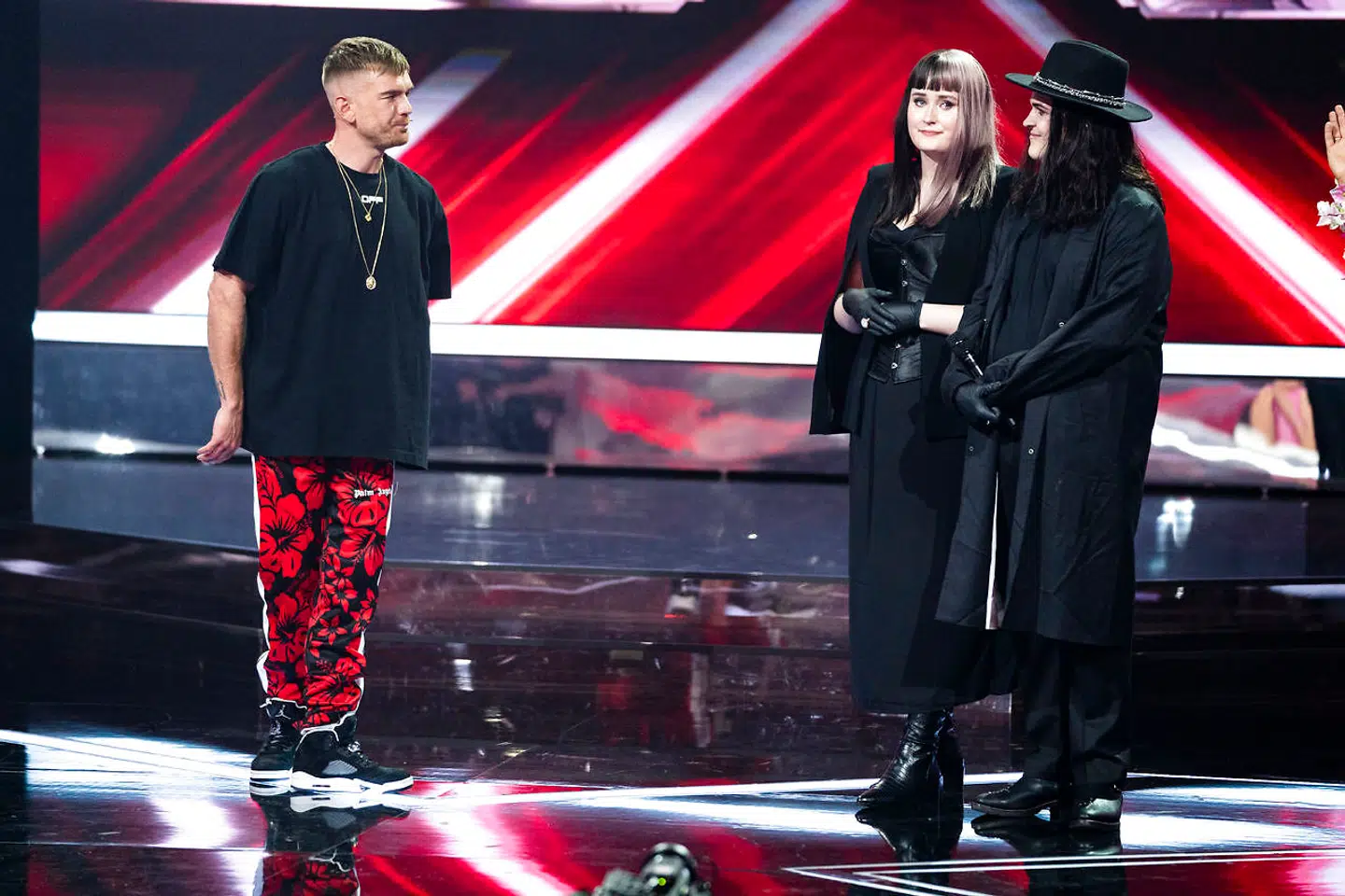Ankerstjernes sidste gruppe, Smokey Eyes, måtte forlade 'X Factor' i fredagens første del af årets finale.