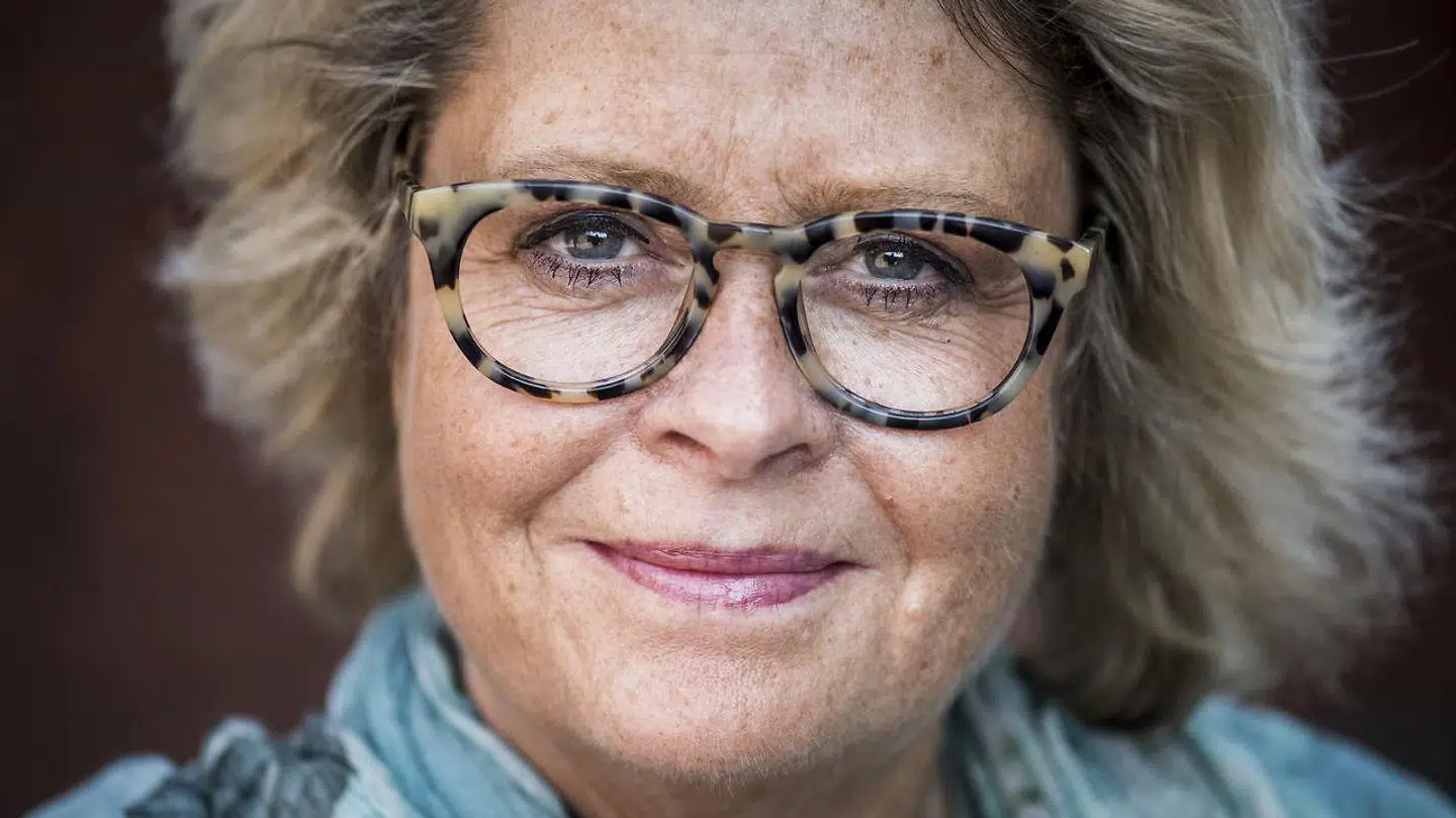 Stine Bosse, formand for Europabevægelsen, kritiserer Mette Frederiksen for at være usolidarisk i EU.