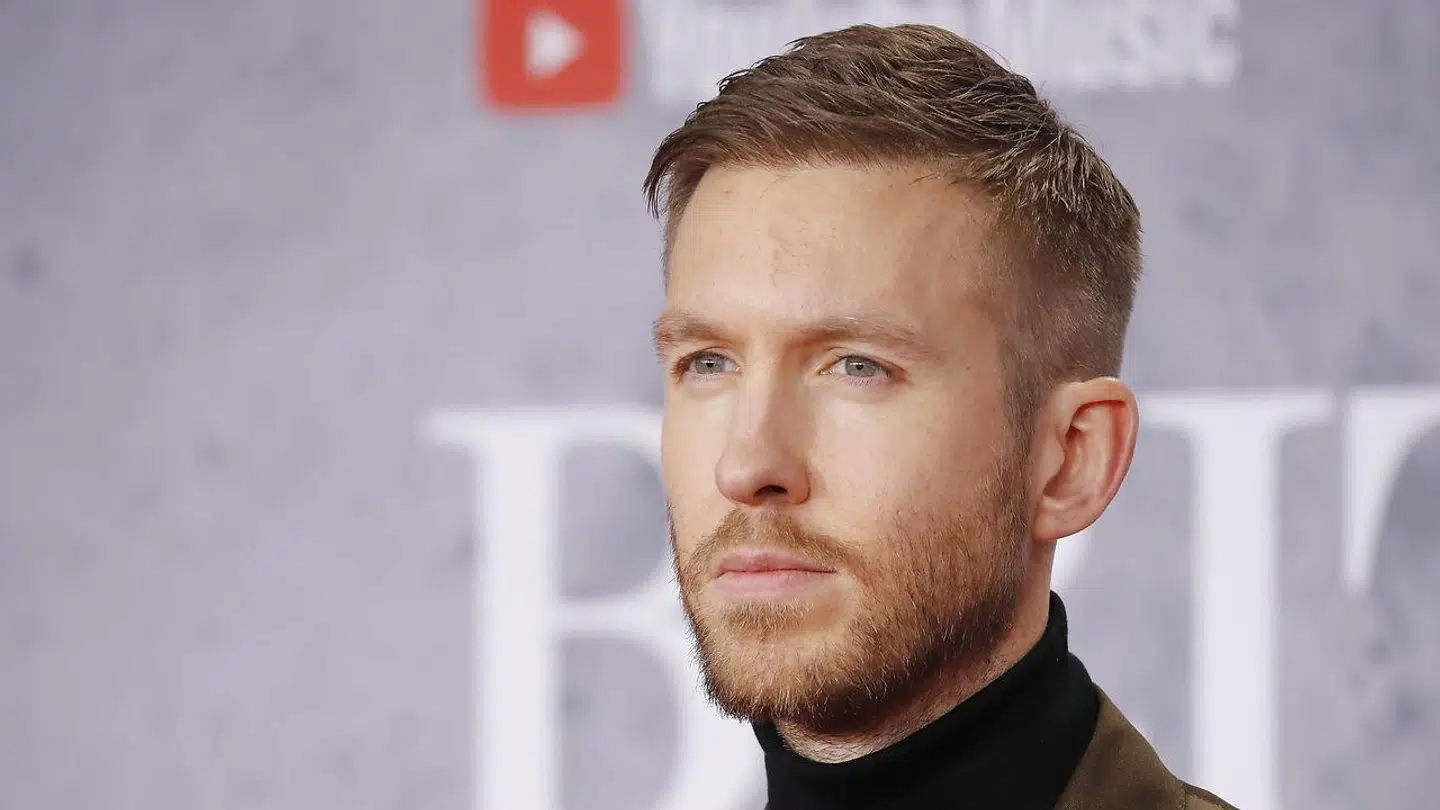 DJ-en Calvin Harris afslører, at han døde af hjertestop i 2014, inden han blev genoplivet.