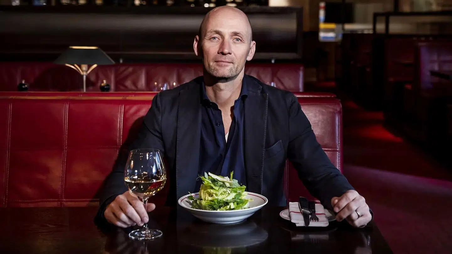 Jesper Boelskifte er direktør og stifter af restaurantkæden bag MASH, som mandag er fuldt booket efter at være lukket ned på grund af corona.