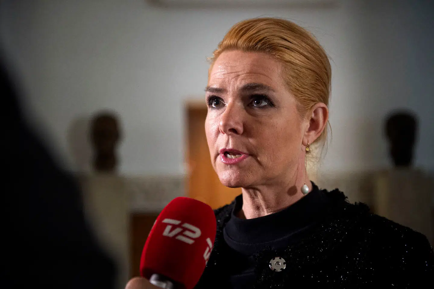 Inger Støjberg udtaler sig om teledatasagen i Vandrehhalen på Christiansborg fredag 4. oktober 2019. (Foto: Ida Guldbaek Arentsen/Ritzau Scanpix)