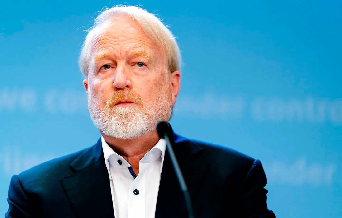 Hollandske Jaap van Dissel har anlagt en ret dristig strategi i forhold til at opnå flokimmunitet i befolkningen over for coronavirus. Det har kostet mange dødsfald.