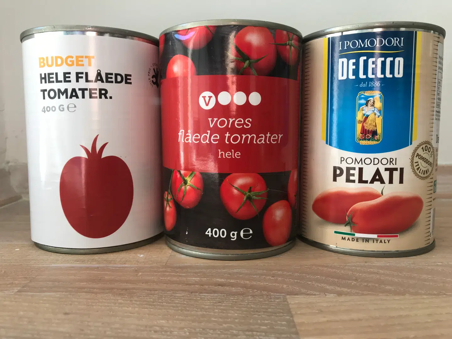 Budget koster 5,95. Vores koster 7,00. De Cecco koster 10,95.