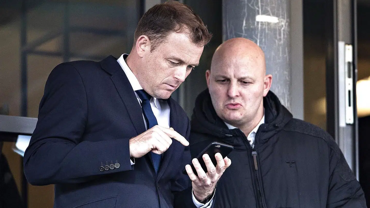 AGFs direktør Jacob Nielsen og sportschef Peter Christiansen i samtale dengang, hvor man kunne stå tæt sammen.