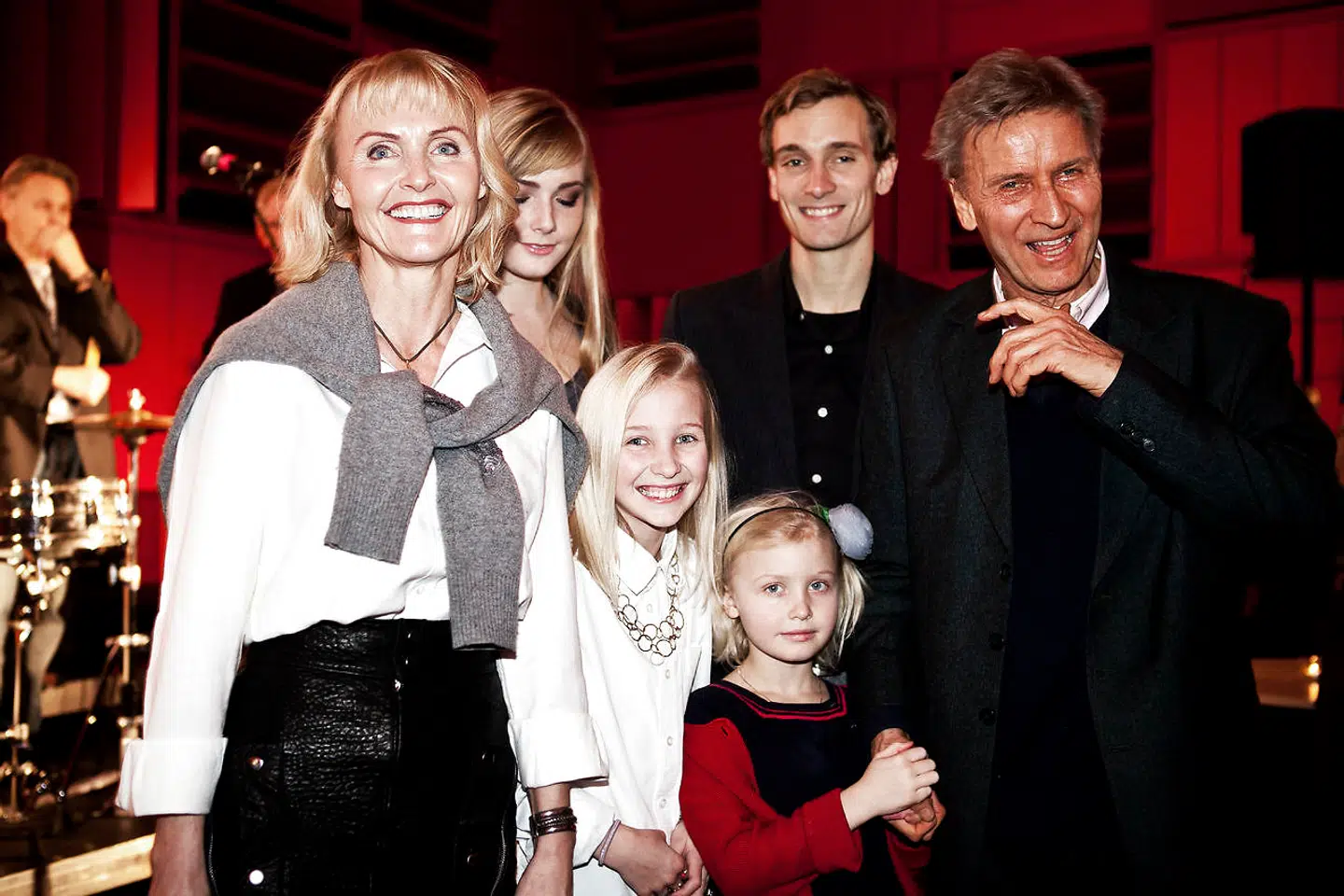 Jørgen og Inger de Mylius med de yngste børn Claudia, Oliver, Rose og Camill til radioværtens 50 års-reception i DR-Byen i 2013.