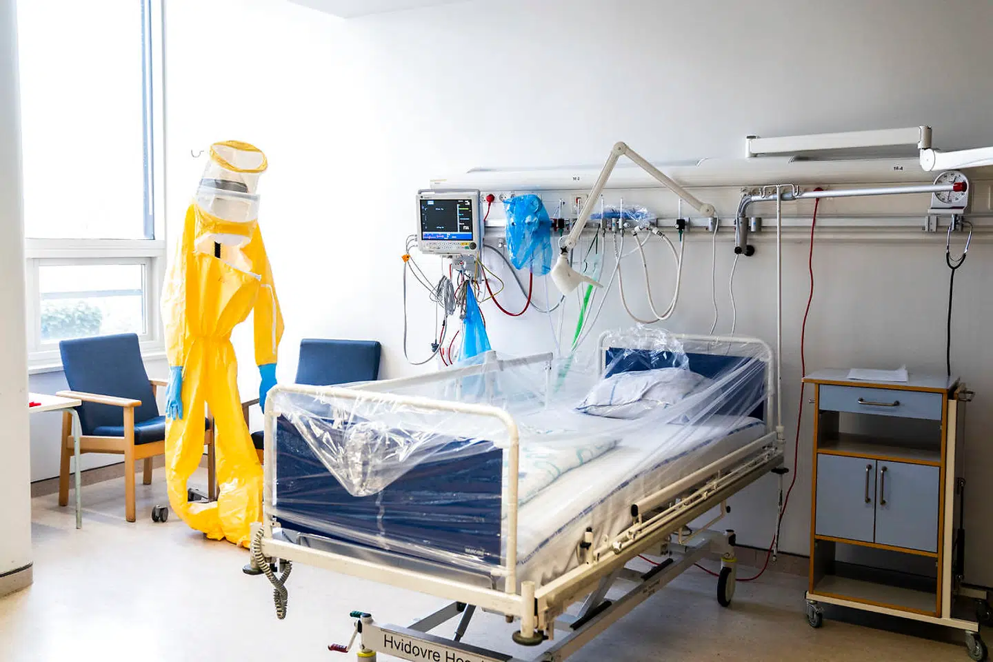 Patientstue og udstyr står klar på Hvidovre Hospital, der har en overvægt af indvandrere blandt de indlagte.