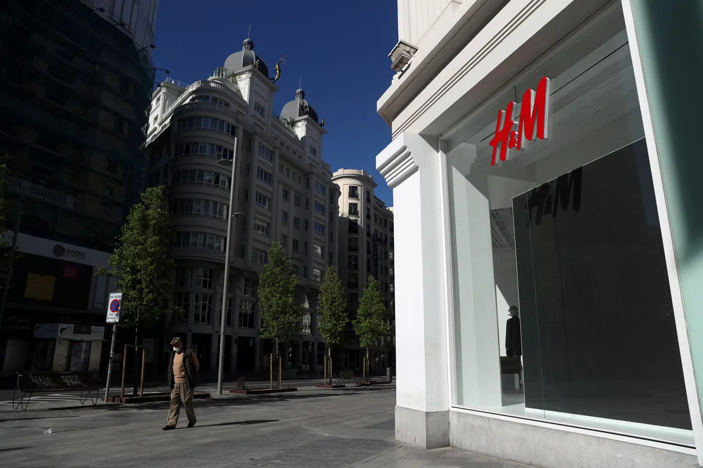 Hennes & Mauritz har oplevet et markant fald i omsætningen. Susana Vera/Reuters