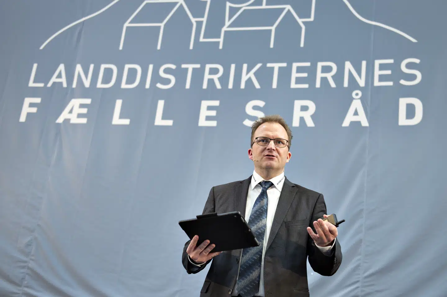 Formand for Landdistrikternes Fællesråd Steffen Damsgaard mener, at det er lykkes for regeringen og aftalepartierne at skabe bedre balancer mellem byer og yderkommuner i ny aftale om udligning. Henning Bagger/Ritzau Scanpix