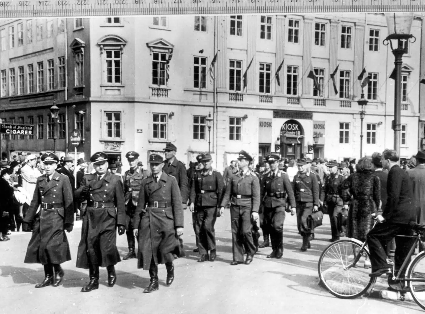 (ARKIV) Anden Verdenskrig: Efter kapitulationen drager de tyske soldater hjem til Tyskland, den 24. maj 1945. (Foto: BENT HENRIKSEN / NATIONALTIDENDE/Ritzau Scanpix)