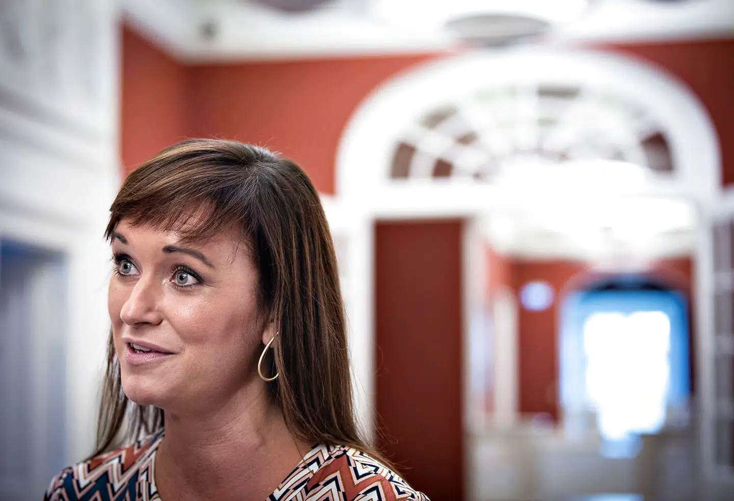 (ARKIV) Sophie Løhde (S) før det åbne samråd med statsminister Mette Frederiksen (S) om etableringen af et nyt politisk sekretariat i Statsministeriet. Samrådet afholdes fredag den 27. september 2019.. Mette Frederiksens greb om statsadministrationen er det, Venstre har drømt om at gøre, siger Søren Gade. Partifællen Sophie Løhde deler ikke samme begejstring. Det skriver Ritzau, onsdag den 25. december 2019.. (Foto: Liselotte Sabroe/Ritzau Scanpix)