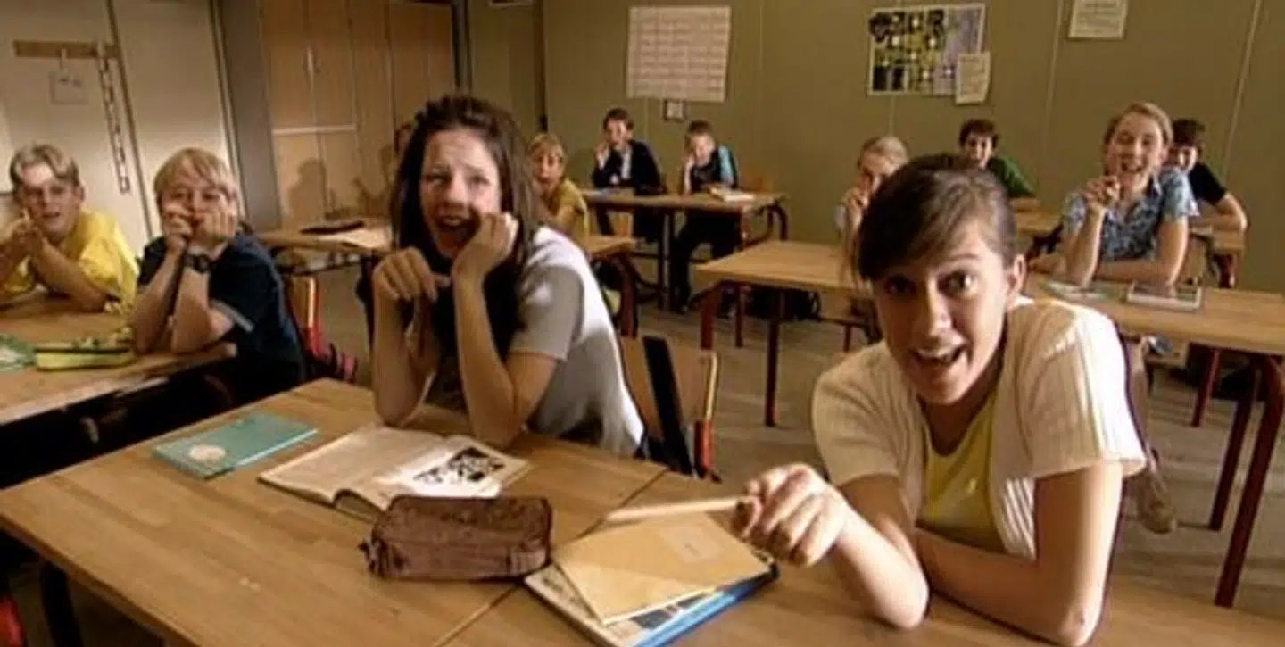 Fra 'Bølle-Bob' - scenen hvor de andre børn kalder ham en ulækker fyr. Filmen kan ses gratis på Filmstriben.dk.