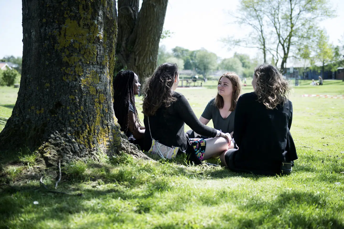 Efterskoler vurderes at have meget risiko for smitte med coronavirus, fordi man bor på skolen, og det derfor kan sammenlignes med et stort hjem. Derudover er der ofte fysisk aktivitet og sang, som begge er risikofaktorer i forhold til smitte. (Arkivfoto) Sarah Christine Nørgaard/Ritzau Scanpix